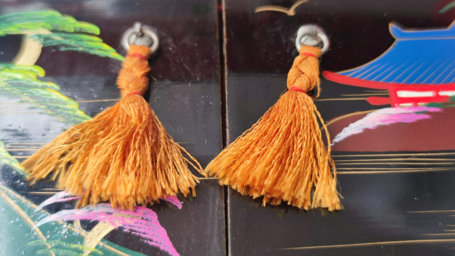 1950 LAKE KENARLAR SEDEF KAKMA ÜZERİ EL CİZİM LATERNALI MUZİKLİ KAPAKLI İÇERSİ BÖLMELİ MUCEVHER KUTUSU