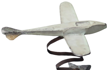 TURK HAVA KURUMU TURK KUŞU PLANOR TEK PERVANELİ KADEME METAL DÖKÜM MAKET ALT YILDIZ KAİDELİ UCAK 