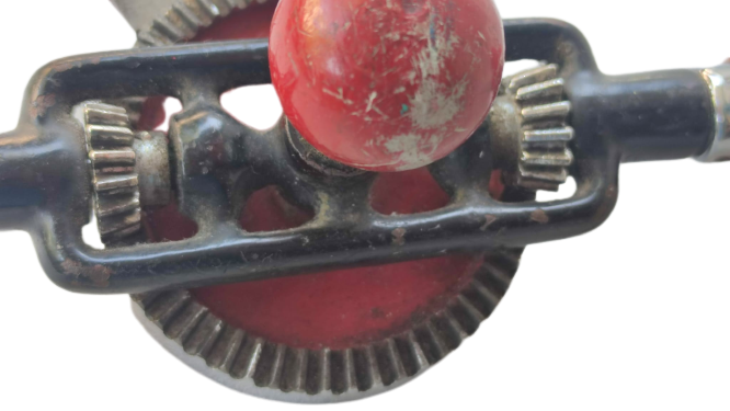 1950 AHŞAP TUTMA YERLİ KROM CELİK CARK VE 8 MM CAPLI MEMBRANLI MEKANİK EL MATKA MADE IN GERMANY