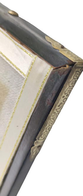 SÜMERBANK DOKUMA MUSTAFA KEMAL ATATÜRK FABRİKADA CALIŞAN USTA KİŞİ KENDİNE ÖZELOLARAK  DOKUMUSTUR BOYAMA DEGİDİR HER ŞEYİ İLE ÖZENLİ YAPILMIŞ