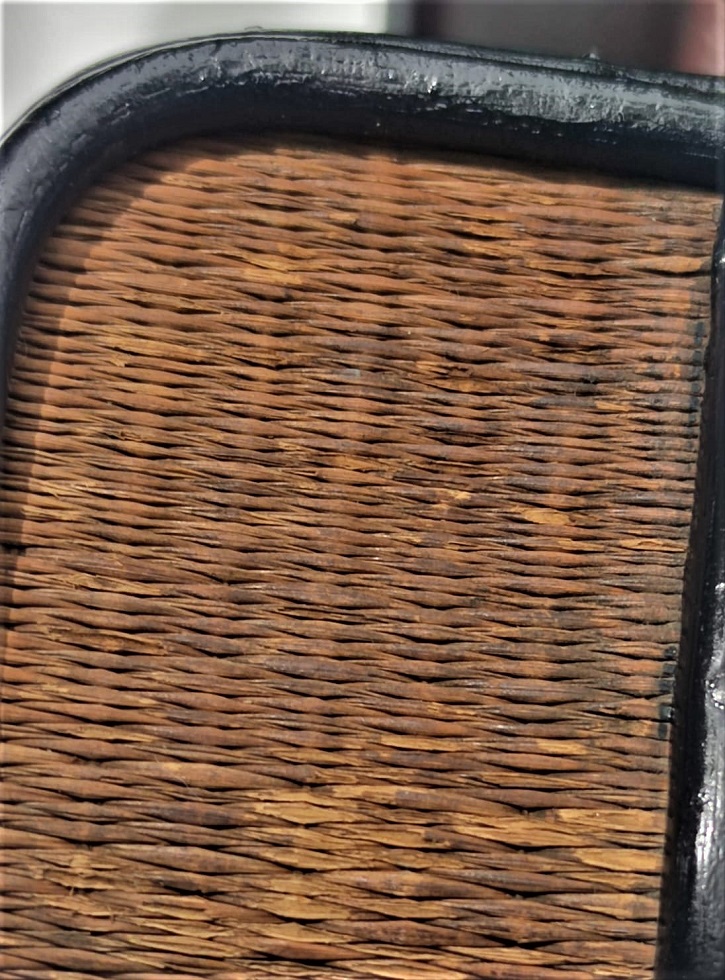 OSMANLI AHŞAP KENARLAR HASIR SUMEN DOSYA EVRAK KUTUSU ARKASINDA SEF KATİP  APTULLAH EFENDİ YAZMAKTADIR