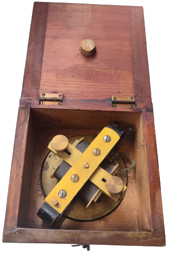 1864 TELEGRAPH WORKS SİLVERTOWN LONDON BİRİNCİ DUNYA ŞAVAŞINDA KULLANILAN TREN TELGRAF ALETİ MAVUN AGACINDAN KAPAKLI KUTUSUNDA