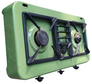 1970 AUER YEŞİL EMAYE KAPLAMA 3 GÖZ METAL OCAK DETANTÖR VE HORTUMU ÜZERİNDE