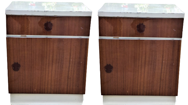 1960 MASİF BEYAZ BOYA ON TARAFLARI KAHVERENGİ DESENLİ KAPLI  FORMİKA  TEK CEKMECELİ ALTI DOLAP CİFT BAŞUCU KOMODİN