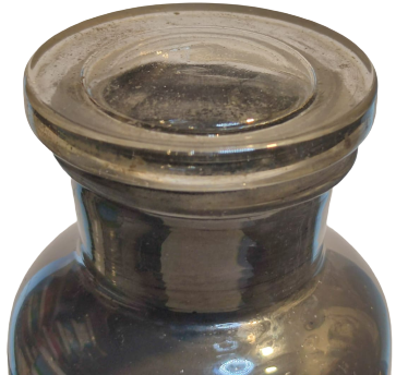 OSMANLI ETİKETLİ CHARBON VEGETAL ECZACI EL YAPIM İLACLARIN KONULDUGU CAM KAPAKLI İLAC KABİ İÇERSİ DOLU