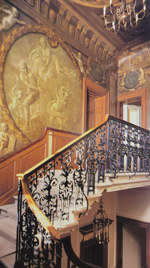 INSIDE LONDON-DISCOVERIN LONDONS PERIOD INTERIORS RENKLİ KUŞE BASKI