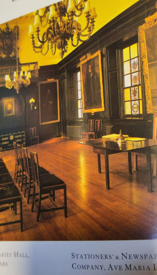 INSIDE LONDON-DISCOVERIN LONDONS PERIOD INTERIORS RENKLİ KUŞE BASKI