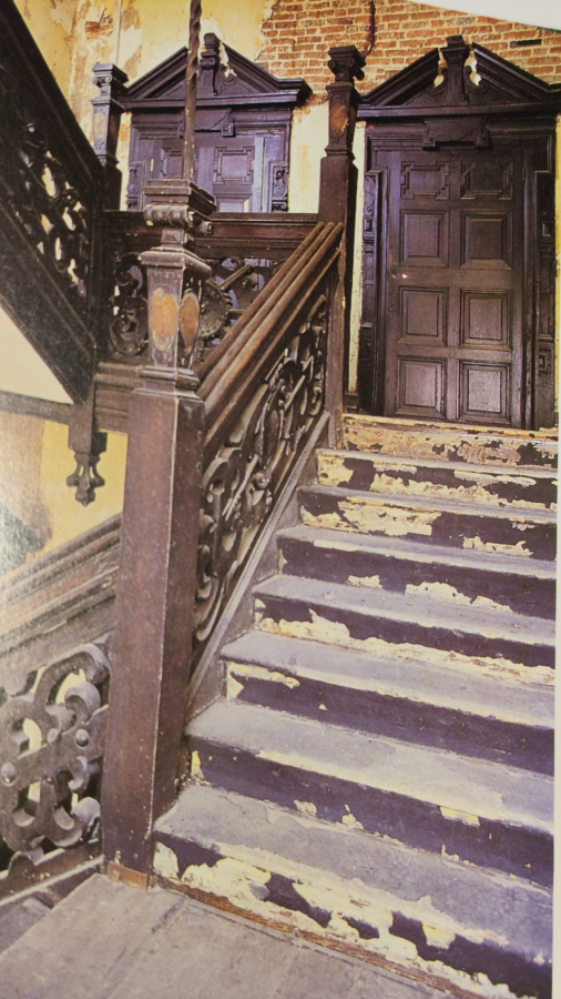 INSIDE LONDON-DISCOVERIN LONDONS PERIOD INTERIORS RENKLİ KUŞE BASKI