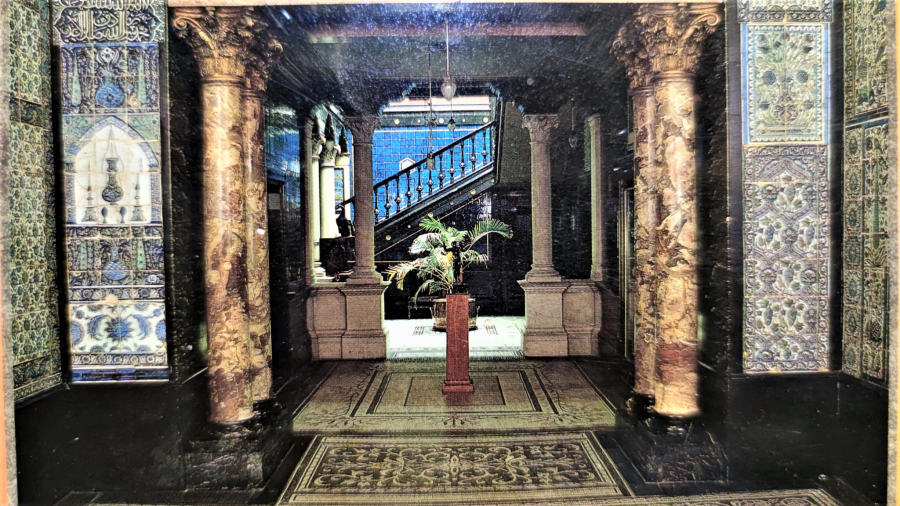 INSIDE LONDON-DISCOVERIN LONDONS PERIOD INTERIORS RENKLİ KUŞE BASKI