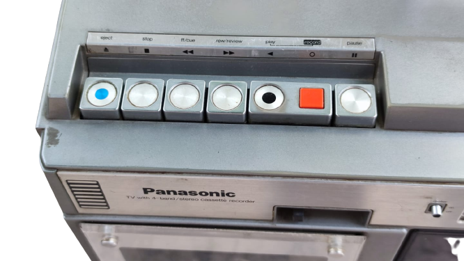 PANASONIC MODEL NO TR 1200S   TV CASSETTE RADIO YEAR 1984  JAPAN TAŞINABİLİR SİYAH BEYAZ TÜPLÜ TELEVİZYONLU