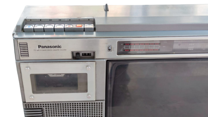 PANASONIC MODEL NO TR 1200S   TV CASSETTE RADIO YEAR 1984  JAPAN TAŞINABİLİR SİYAH BEYAZ TÜPLÜ TELEVİZYONLU
