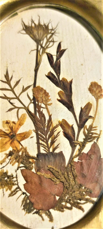 1960 İKEBANA SANAT ÖRNEGİ PİRİNC CERCEVESİNDE KURUTULMUŞ CİCEKLERLE YAPILMIŞ SANATCI İŞİ ORJİNAL CERCEVESİNDE