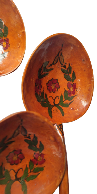 AHŞAP MEVLEBİ İŞİ EL YAPIM KOK BOYAMA  SAP KISMI SIKKE FORMDA HER BİRİNDE İSİM VE  TARIH NUMARA YAZMAKTADIR