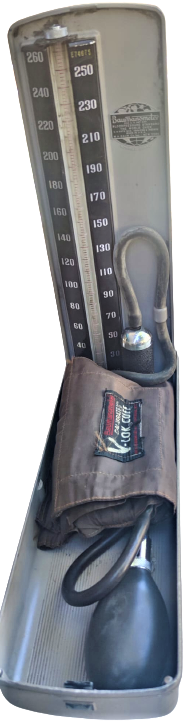 1920 BAUMANOMETER  KOMPAK MODEL BLOODPRESSURE STANDART CIVALI KADRAN MODELİ KAN BASINCI ÖLÇER TANSİYON ALETİ USA AMERİKAN