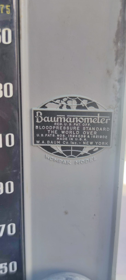 1920 BAUMANOMETER  KOMPAK MODEL BLOODPRESSURE STANDART CIVALI KADRAN MODELİ KAN BASINCI ÖLÇER TANSİYON ALETİ USA AMERİKAN