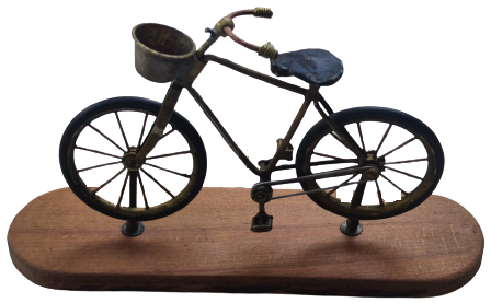 EL YAPIM MAKET BİSİKLET AHŞAP KAİDE ÜZERİNDE İKİ TEKERLEKLİ ÖNÜNDE SEPETİ BULUNAN BİSİKLET 