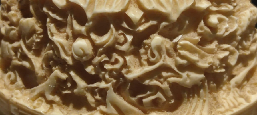 FENG SHUİ ÜC BACAKLI ZENGİNLİK TİMSALİ EL OYMA AHŞAP KAİDELİ AYAKLI UZERİ EJDERHALI KAPAKLI MUCEVHER KUTUSU 