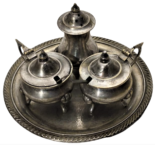 GÜMÜŞ KAPLAMA 4 PARÇADAN OLUŞAN MASA ÜZERİ ORJINAL TEPSİSİNDE  BAHARAT SERVİS TAKIMI