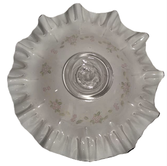 OSMANLI KOPARMA BEYAZ OPALIN ÜZERİ EL İŞCİLİKLİ CİCEKLERLE SÜSLENMİŞ BUYUK BOY LOKUMLUK