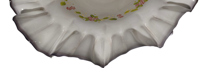 OSMANLI KOPARMA BEYAZ OPALIN ÜZERİ EL İŞCİLİKLİ CİCEKLERLE SÜSLENMİŞ BUYUK BOY LOKUMLUK