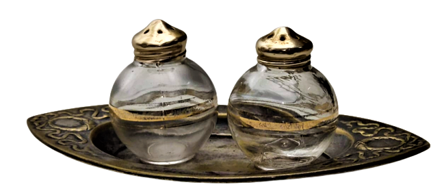 OSMANLI TUZLUK BİBERLİK METAL KISIMLAR GÜMÜŞ KAPLAMA CAMLARI ALTIN EL CEKME  MASA ÜZERİ 