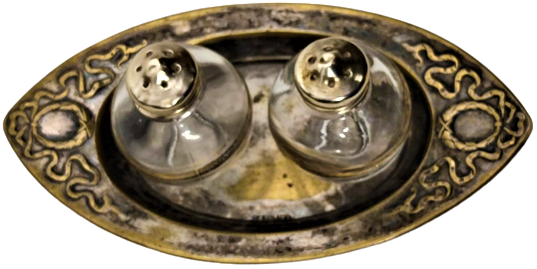 OSMANLI TUZLUK BİBERLİK METAL KISIMLAR GÜMÜŞ KAPLAMA CAMLARI ALTIN EL CEKME  MASA ÜZERİ 