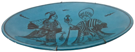 İZNİK EL CİZİM EL BOYAMA MAVİ ZEMİNE SİYAH CALIŞMA SANATCI ÖZLEM YAMAN CILGIL CİNİ İZNİK İMZALI OSMANLI TİPLER TEMALI DUVAR TABAGI