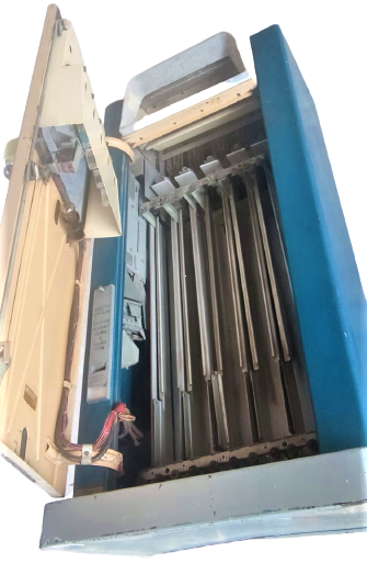 1920 LUMET ZİGARETTEN  AUOTOMAT METAL GÖVDE  BEŞ CEŞİT SİGARA SATIŞI SUNAN 2 MARK İLE CALISAN OTOMATİK  SIGARA SATIŞ MAKİNESİ