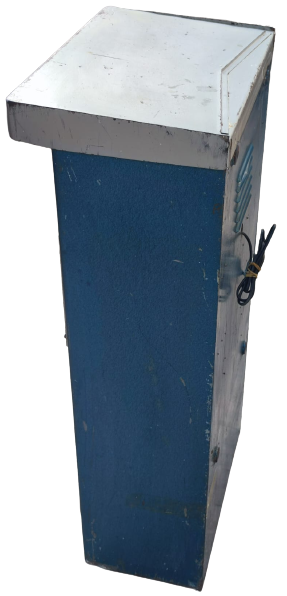 1920 LUMET ZİGARETTEN  AUOTOMAT METAL GÖVDE  BEŞ CEŞİT SİGARA SATIŞI SUNAN 2 MARK İLE CALISAN OTOMATİK  SIGARA SATIŞ MAKİNESİ