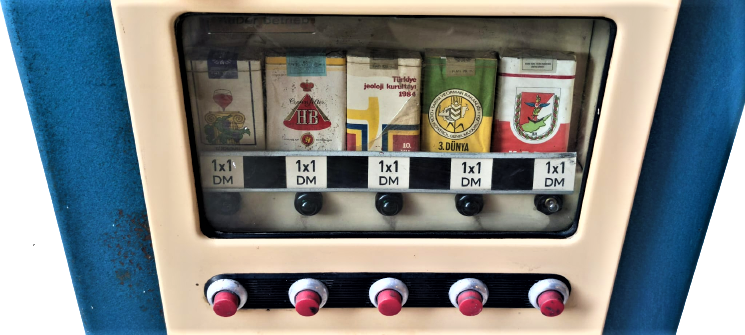 1920 LUMET ZİGARETTEN  AUOTOMAT METAL GÖVDE  BEŞ CEŞİT SİGARA SATIŞI SUNAN 2 MARK İLE CALISAN OTOMATİK  SIGARA SATIŞ MAKİNESİ