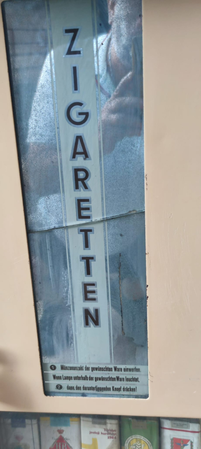 1920 LUMET ZİGARETTEN  AUOTOMAT METAL GÖVDE  BEŞ CEŞİT SİGARA SATIŞI SUNAN 2 MARK İLE CALISAN OTOMATİK  SIGARA SATIŞ MAKİNESİ