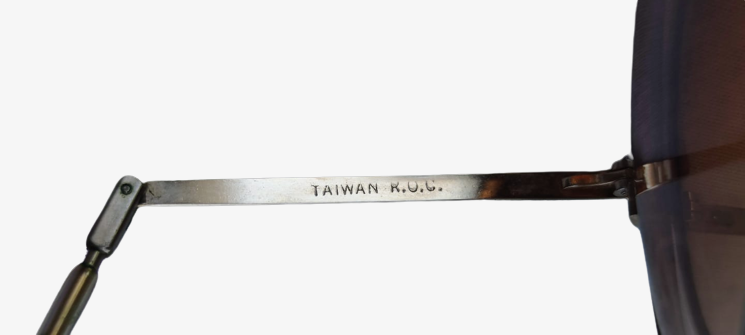 FERRARİ KATLANIR PİLOT GÜNEŞ GÖZLUGU ACIK KAHVE TONDA  CAMLAR UV ORJİNAL KABINA TAIVAN ÜRETİMİ