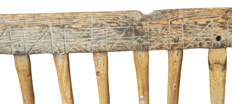 AHŞAP OLDUKCA BUYUK BOYDA  HARMAN YERİ TIRMIK TAMAMIELDE AHŞAPDAN GECME VE HİÇ CİVİ KULLANILMADAN YAPILMIŞTIR 