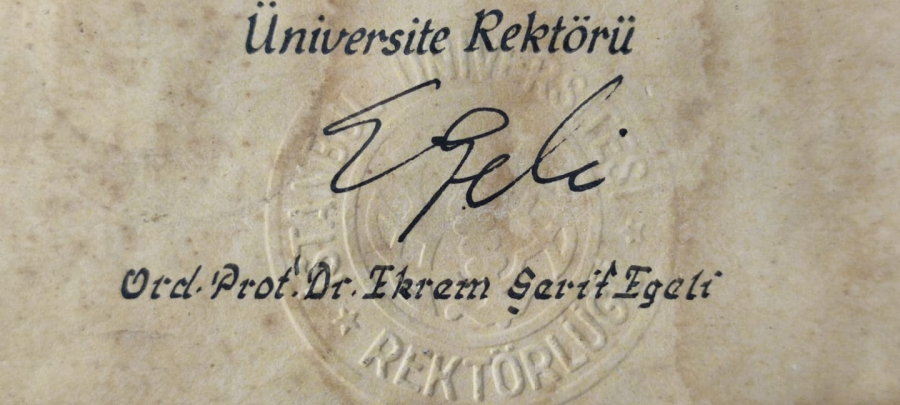 İSTANBUL HUKUK FAKULTESİ  LİSANS DİPLOMASI AVUKAT YUSUF OGLU İSMAİL MÜFTÜOĞLU NA AİT CERCEVESİNDE