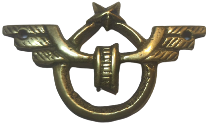 1940 TCDD TÜRKİYE CÜMHÜRİYETİ DEVLET DEMİRYOLLARI MAKİNİST ŞAPKA TEREK ÜZERİ BRÖVESİ 1 ADET PİRİNC EL TESVİYE İŞİ