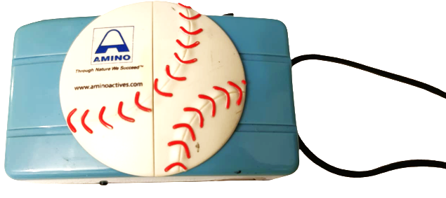 1980  AMİNO AKTIVES CAMERA 35 MM MAVİ KASA  DEKLANŞÖR ONUNDE DİKİŞLİ BEYZBOL TOPU ACILINCA OBJEKTİF ACILMAKTA FOTOGRAF MAKİNESİ