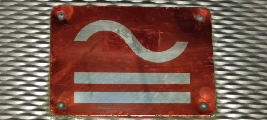 WİESBADEN GERMANY LERMER GALLEY CONTAİNER SYSTEM STİEBEL ELTRON LUFTHANSA TYPE HJ N1 UCAK İÇİ KAHVE CAY SU ISITICI