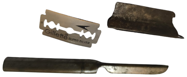 1920 USTURA METAL İNGİLİZ URETİMİ JİLET TAKILARAK KULLANILMAKTADIR SAP KISMINA TAKILAN APARATA JİLET TAKILMAKTADIR KOLEKSİYON