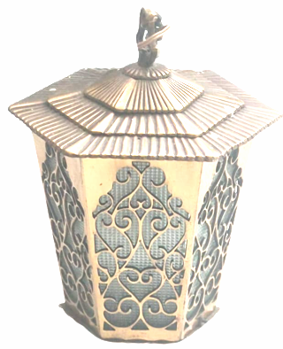 1960 TAMAMI BRONZ SALLAMALI BUZLU CAMLI FENER FORMUNDA TASARLANMIŞ  ALTIGEN FORMDA SALLAMALI TAVAN LAMBASI 