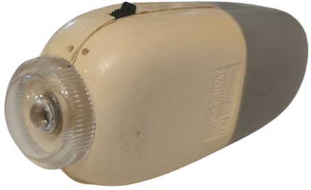 1955 ACCULUX WİTTE GUTOR ORİGİNAL İLK ÜRETİLEN MADALYA ALAN CEP ŞARJ FENERİ LAMP MERCEKLİ ÖN CAM 110 VE 220 VOLT İLE ŞARJ OLMAKTA 