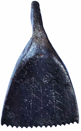 OSMANLI SICAK DÖGME DEMİR EL YAPIM KİRKİT ÜZERİ AGAC KALEM İŞLEMELİ HALI DÖKUMADA SIRALARIN SIKLANMASI İCİN HALIYA VURULAN HALI TARAGI