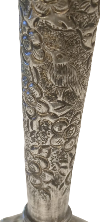 DÖGME BAKIR ÜZERİ GÜMÜŞ KAPLAMA ÜZERİ TAMAMEMEN EL İŞLEMELİ KUŞLAR CİCEKLER TABANINDA BULUNAN  DALGIC GÜMÜŞ DAMGALI 