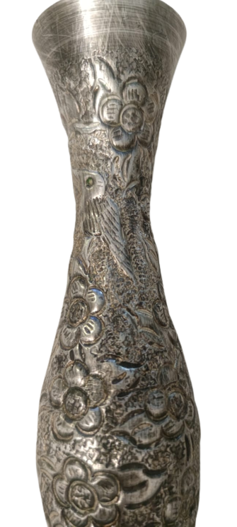 DÖGME BAKIR ÜZERİ GÜMÜŞ KAPLAMA ÜZERİ TAMAMEMEN EL İŞLEMELİ KUŞLAR CİCEKLER TABANINDA BULUNAN  DALGIC GÜMÜŞ DAMGALI 