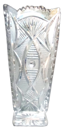 PİRAMİT FORMDA DÖRT KÖŞE KRISTAL CAM EL KESME VAZO AŞADAN YUKARIYA DOGRU  GENİŞLEYEN KARE FORMDA