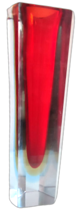 1970 İTALYAN MURANO KIRMIZI BEYAZ TONLARDA GİOMETRİK PİRAMİT KESİM VAZO