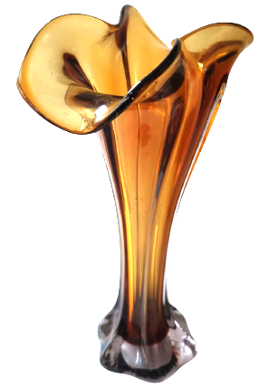 1970 İTALYAN MURANO BAL RENK TONLARDA AGIZ TARAFI MARUL FORMDA VAZO 