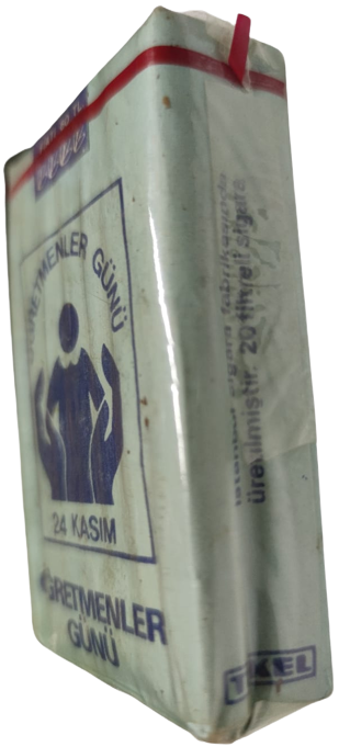 24 KASIM ÖGRETMENLER GÜNÜ TURK ÖGÜN CALIŞ GÜVEN K. ATATURK ETİKETLİ FİYATI 60 TL 20 FİLTRELİ SIGARA PAKEDİ ACILMAMIŞ MAVİ PAKET