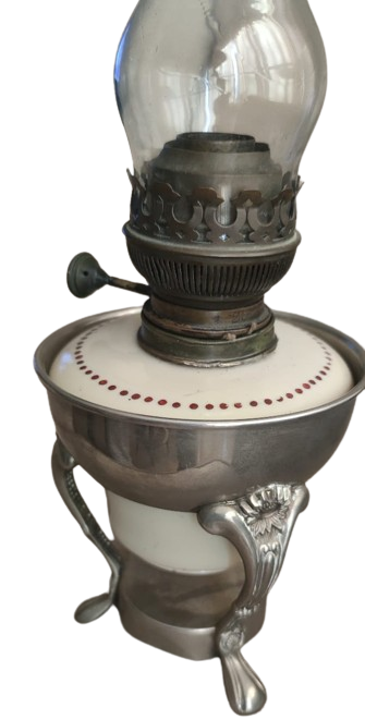 1900 VİKTORYA DÖNEMİ MATADOR 20 BEC PİRİNC YUVARLAK MAKİNE FİTİL  PORSELEN DEPO METAL GÜMÜŞ KAPLAMA ÜC AYAK KAİDE CAM ŞİŞELİ GAZ LAMBASI