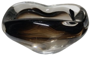 İTALYAN MURANO BEYAZ GÖVDE  KENARLAR KOYU MOR VOLANLI ÜCGEN FORMDA SORUNSUZ KÜL TABLASI