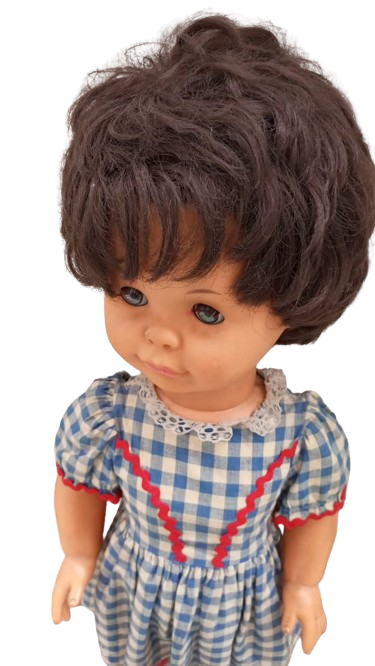 1970 LİSSİ BATZ MAVİ BEYAZ KARELİ ELBİSELİ 82 CM BOYUNDA ELBİSELİ KIZ BEBEK KIRMIZI AYAKKABILI OYUNCAK KIZ COCUK BEBEK SINIRLI ÜRETİM